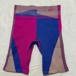 Nike Womens Sculpt Icon Clash Seamless 8'' Training Shorts S